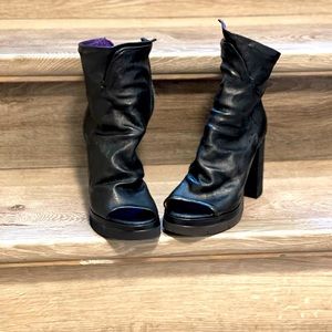 A.S.98 Ulises Nero sz 38